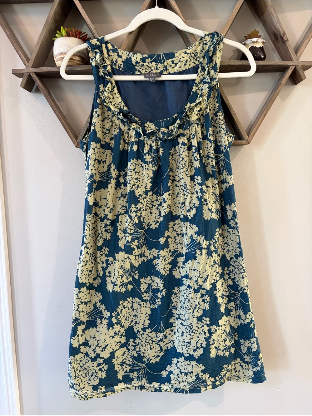 Lilla P. Blue Sleeveless floral dress. Size small.